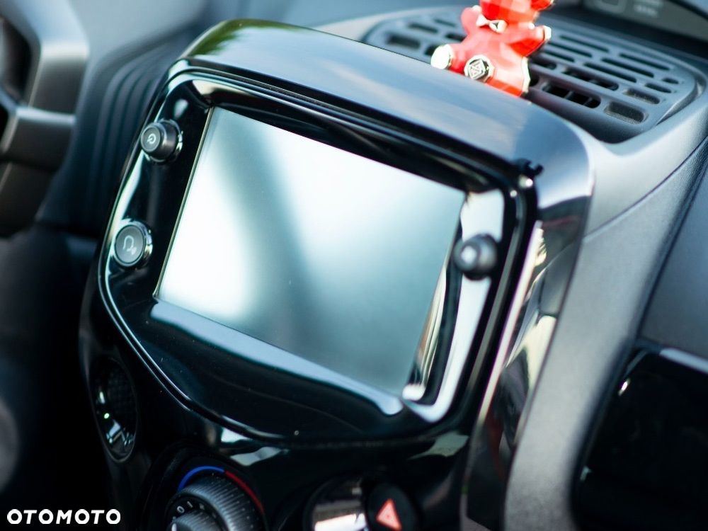Toyota Aygo x-cite - 11