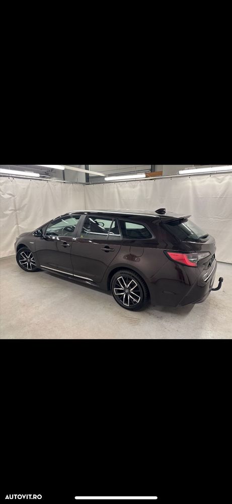 Toyota Corolla 1.8 Hybrid Touring Sports Business Edition - 3