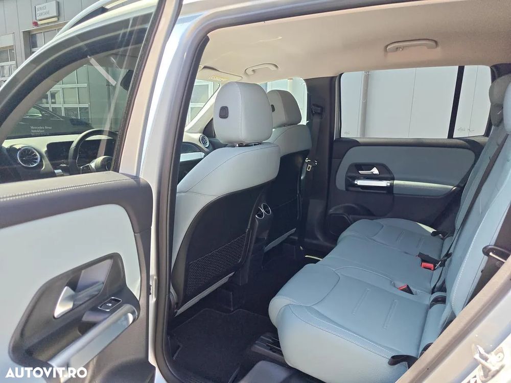 Mercedes-Benz GLB - 10