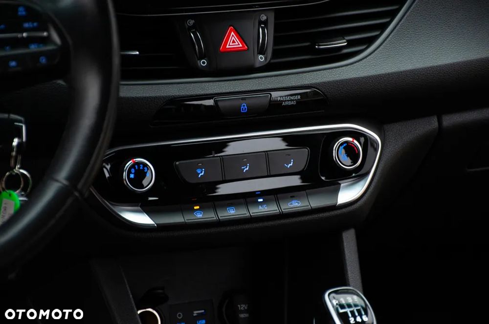 Hyundai i30 1.0 T-GDI Premium - 34