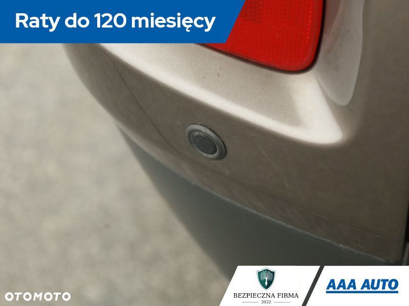 Mitsubishi Outlander - 16