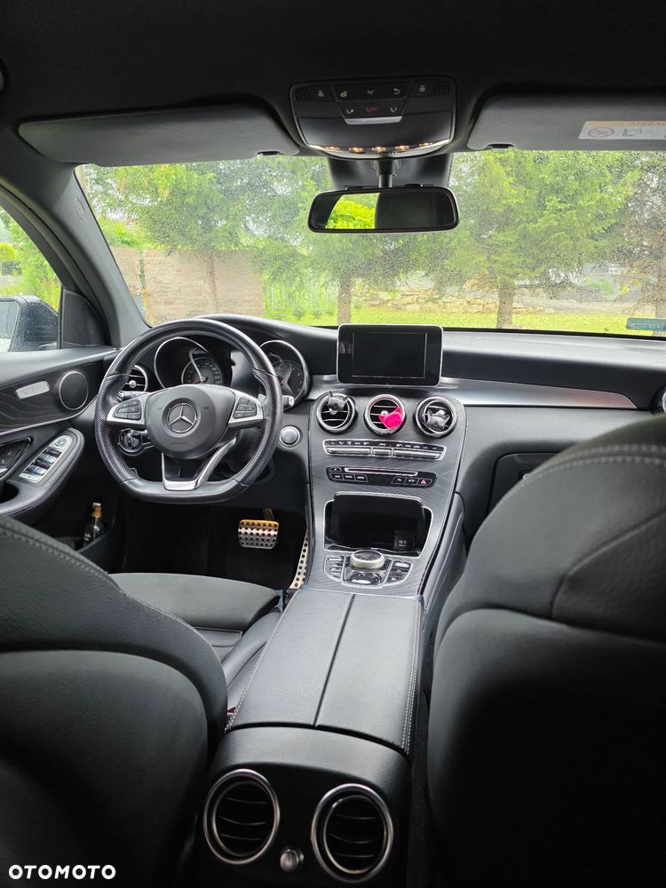 Mercedes-Benz GLC 250 4-Matic - 1