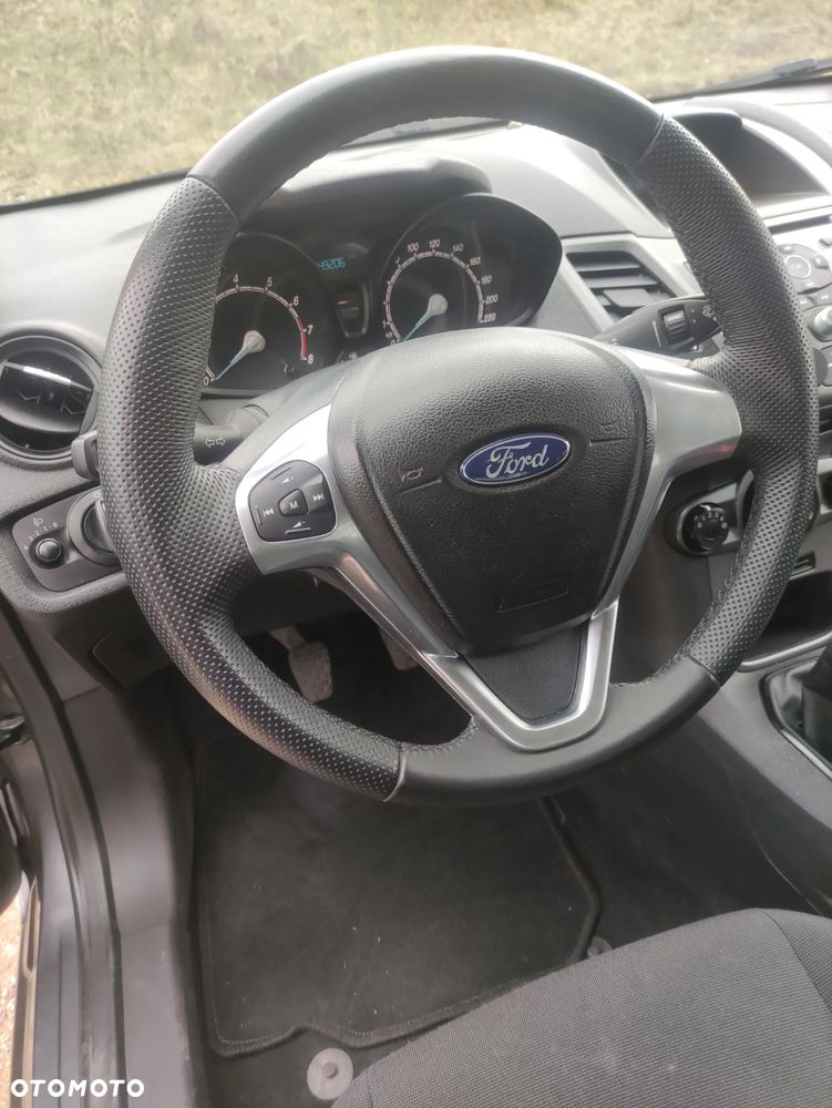 Ford Fiesta 1.25 Ambiente - 10