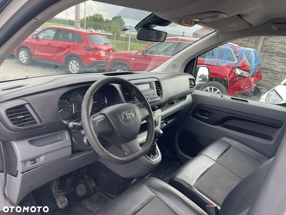 Toyota ProAce - 8