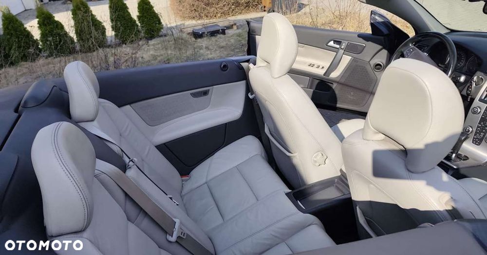 Volvo C70 - 12