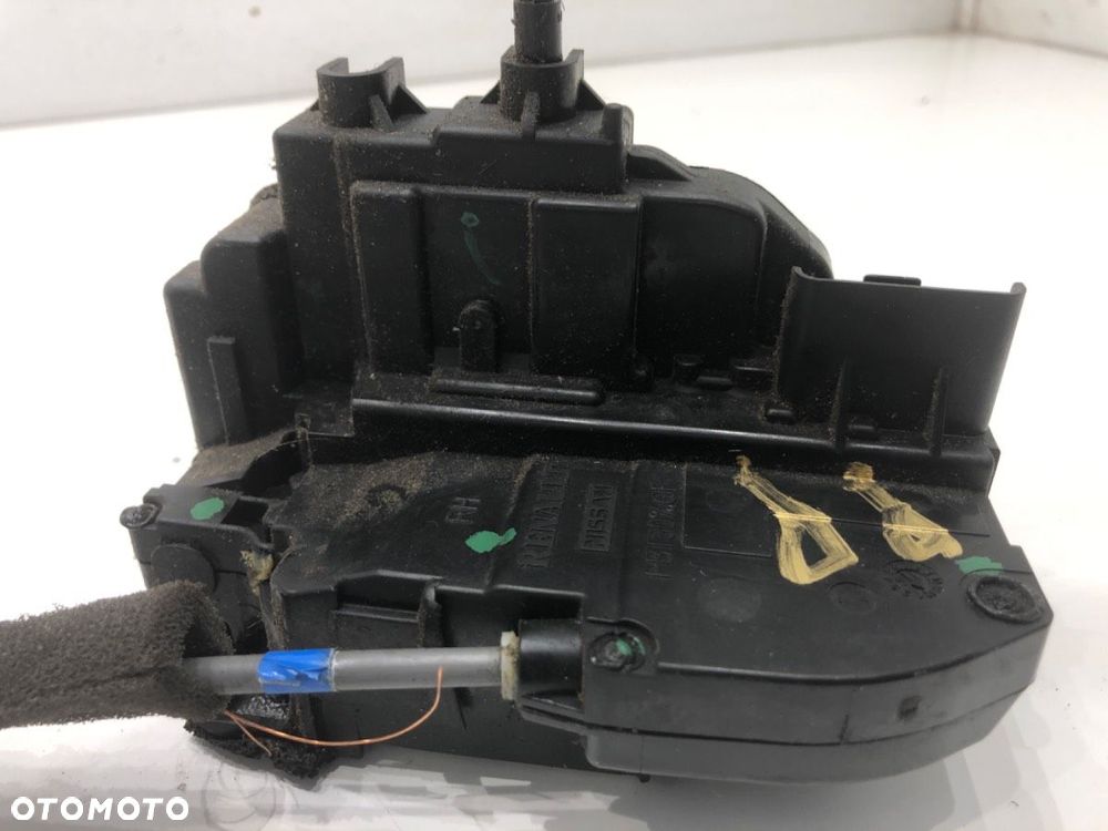 ZAMEK DRZWI PRAWY PRZÓD  NISSAN NV200 Skrzynia 2010 - 2022 1.5 dCi 90 (M20, M20M) 66 kW [90 KM] - 3