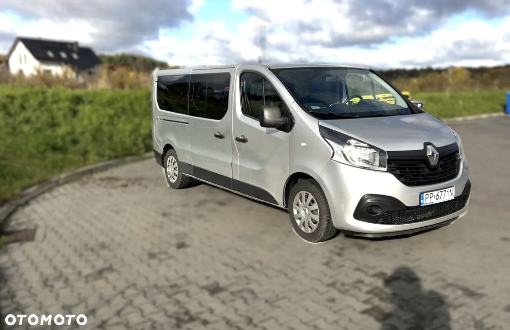 Renault Trafic - 2