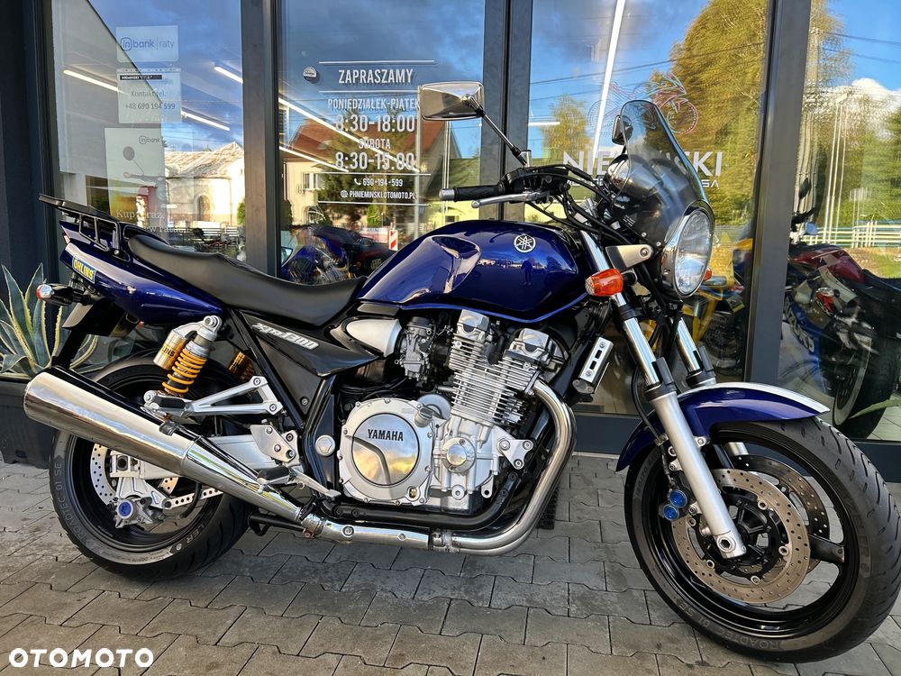Yamaha XJR - 20