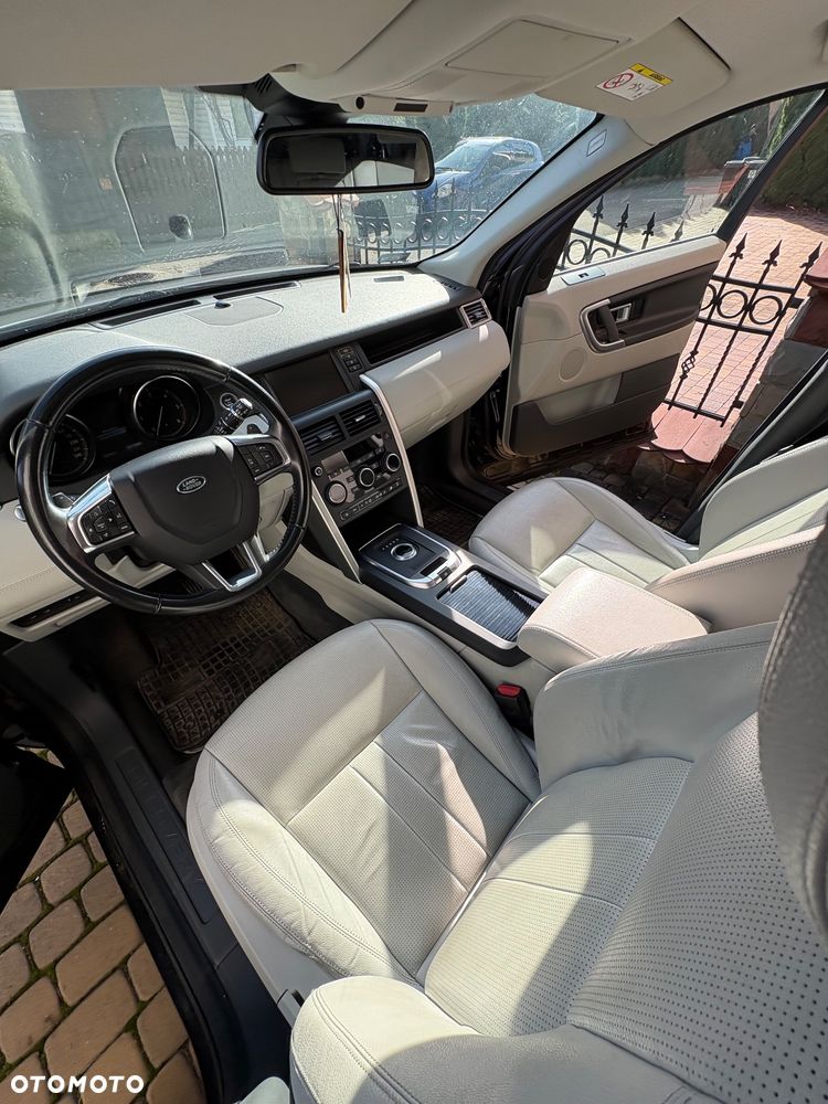 Land Rover Discovery Sport 2.0 TD4 HSE - 13