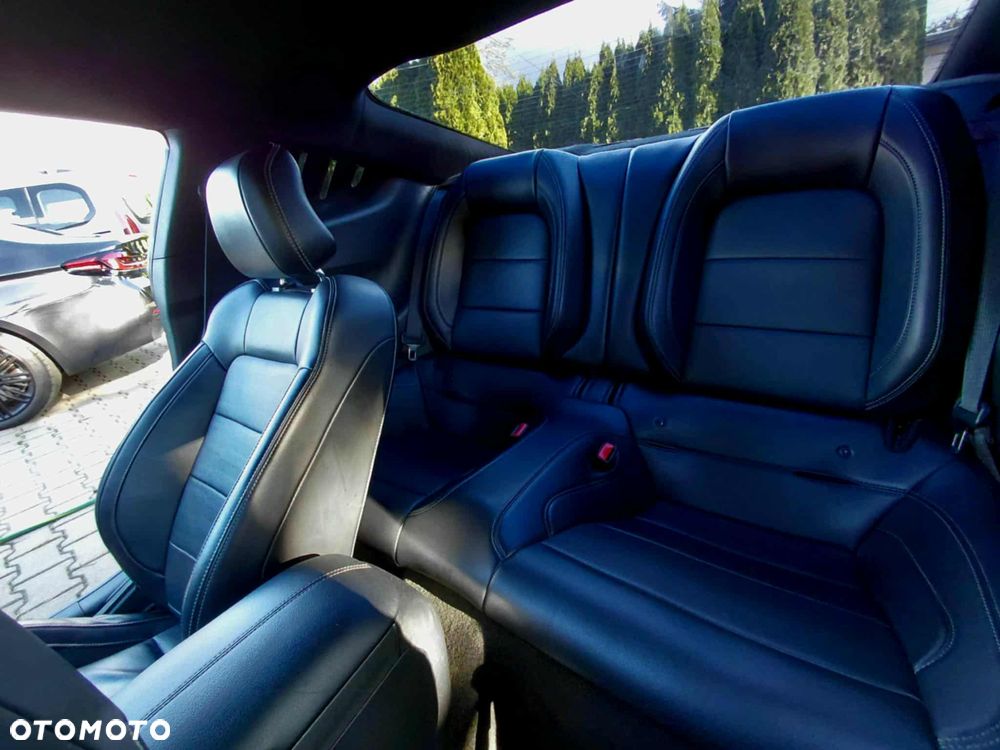 Ford Mustang 2.3 EcoBoost - 12