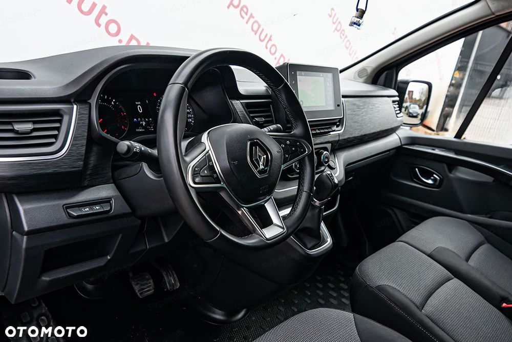 Renault Trafic - 12