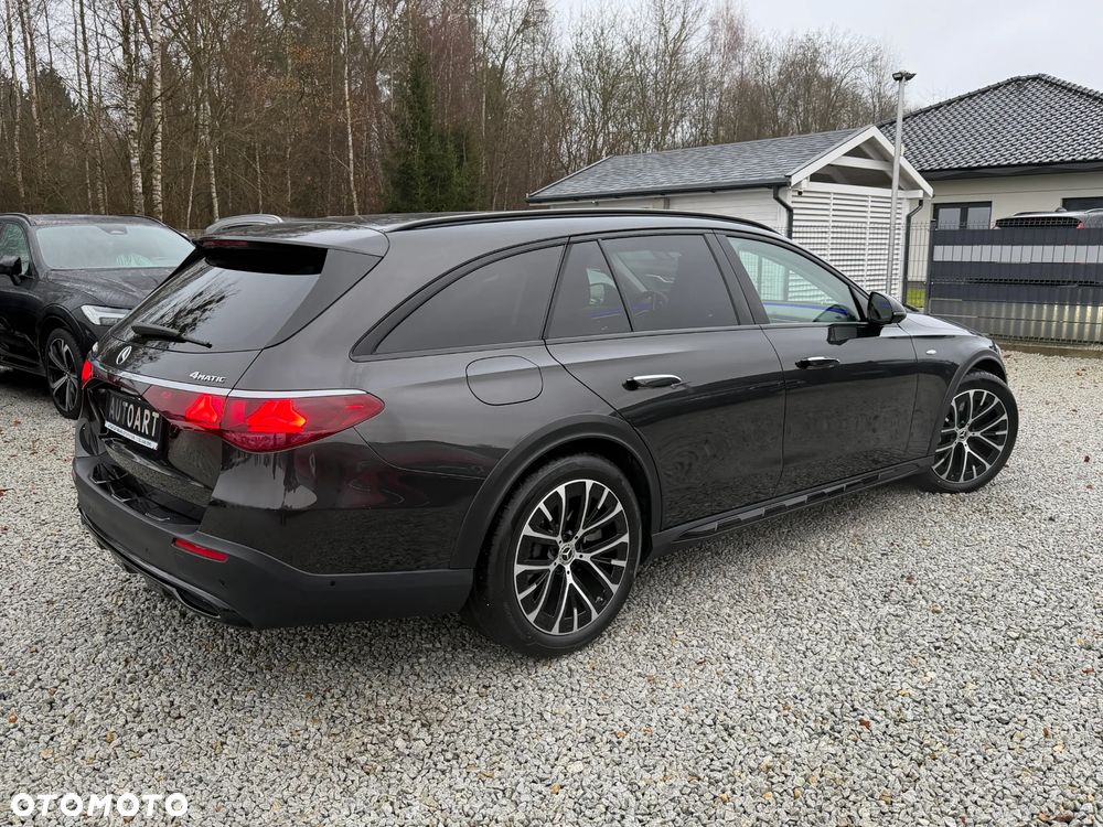 Mercedes-Benz Klasa E 300 de 4-Matic Avantgarde - 17