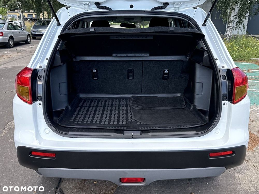 Suzuki Vitara 1.6 Comfort 4WD - 34