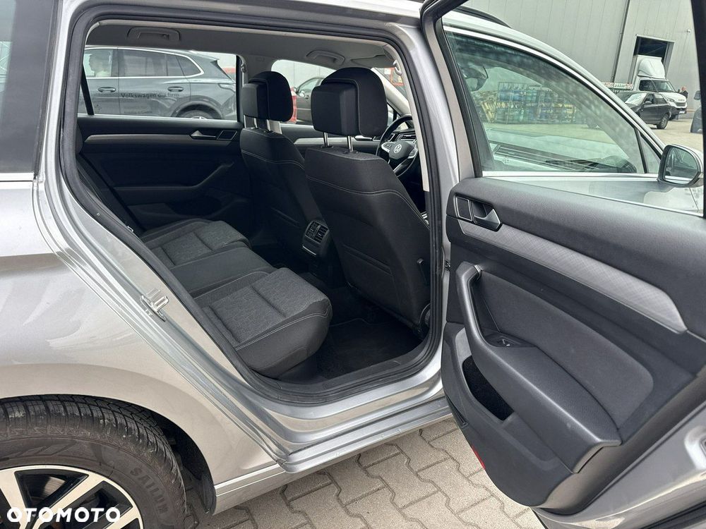 Volkswagen Passat 1.5 TSI EVO Business DSG - 17