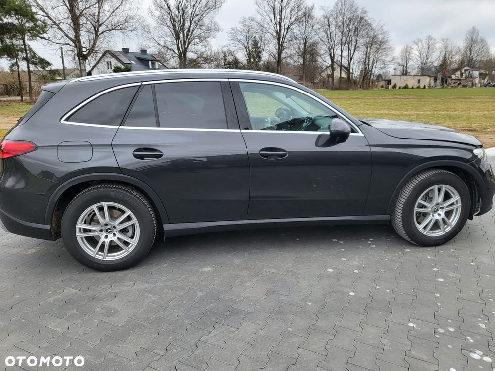 Mercedes-Benz GLC 300 4Matic 9G-TRONIC Exclusive - 8