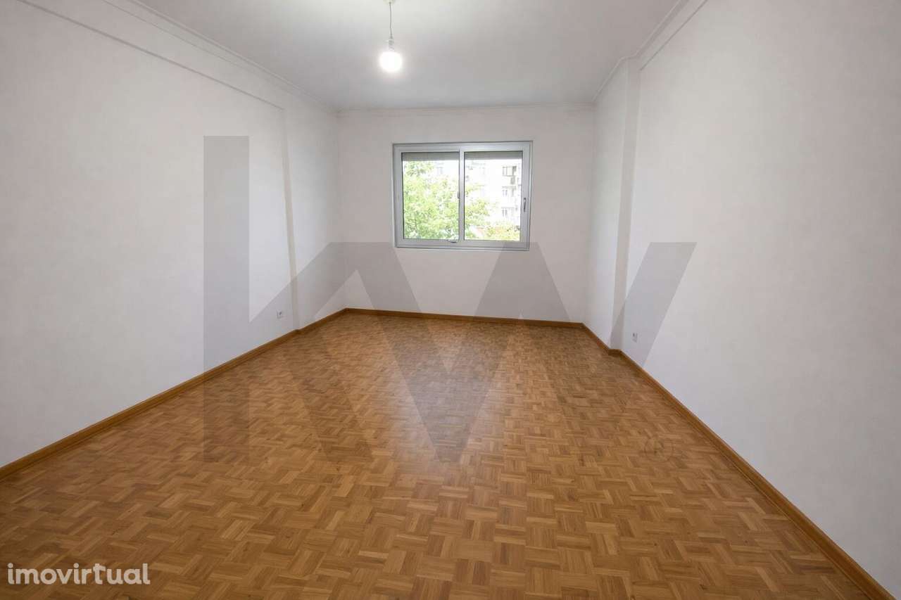 T2 Queluz | Bom Estado | Próximo da Estação e Zonas Verdes - Grande imagem: 4/10