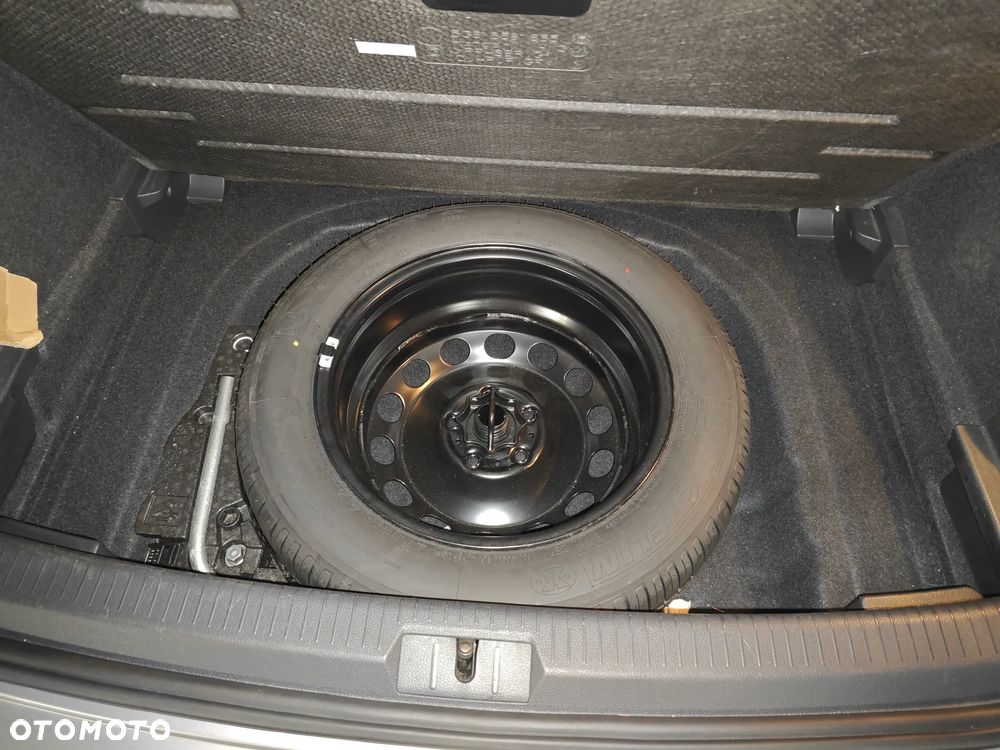 Volkswagen Golf 1.0 TSI BMT Comfortline - 10