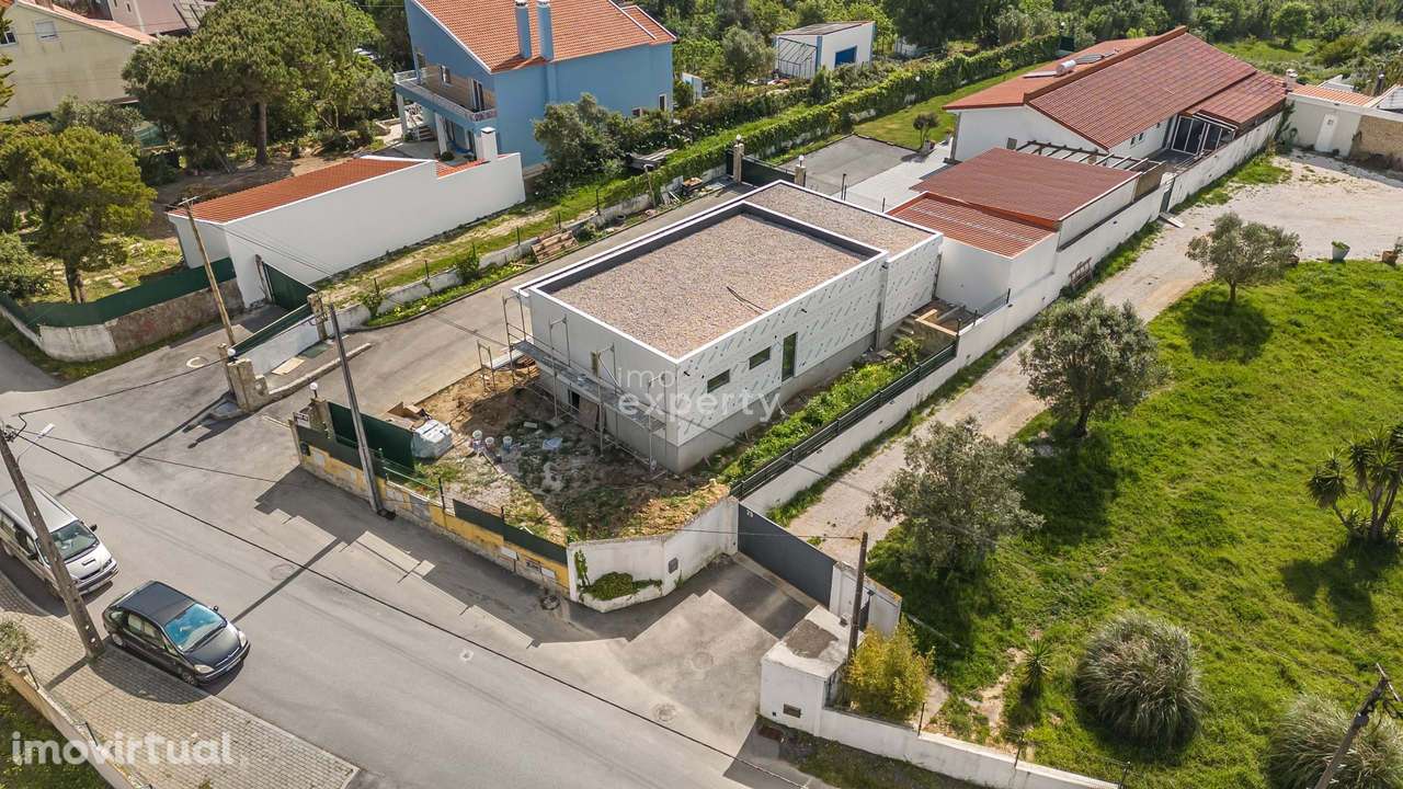 Moradia T2 Térrea no Centro de Mafra, Lisboa - Grande imagem: 3/48