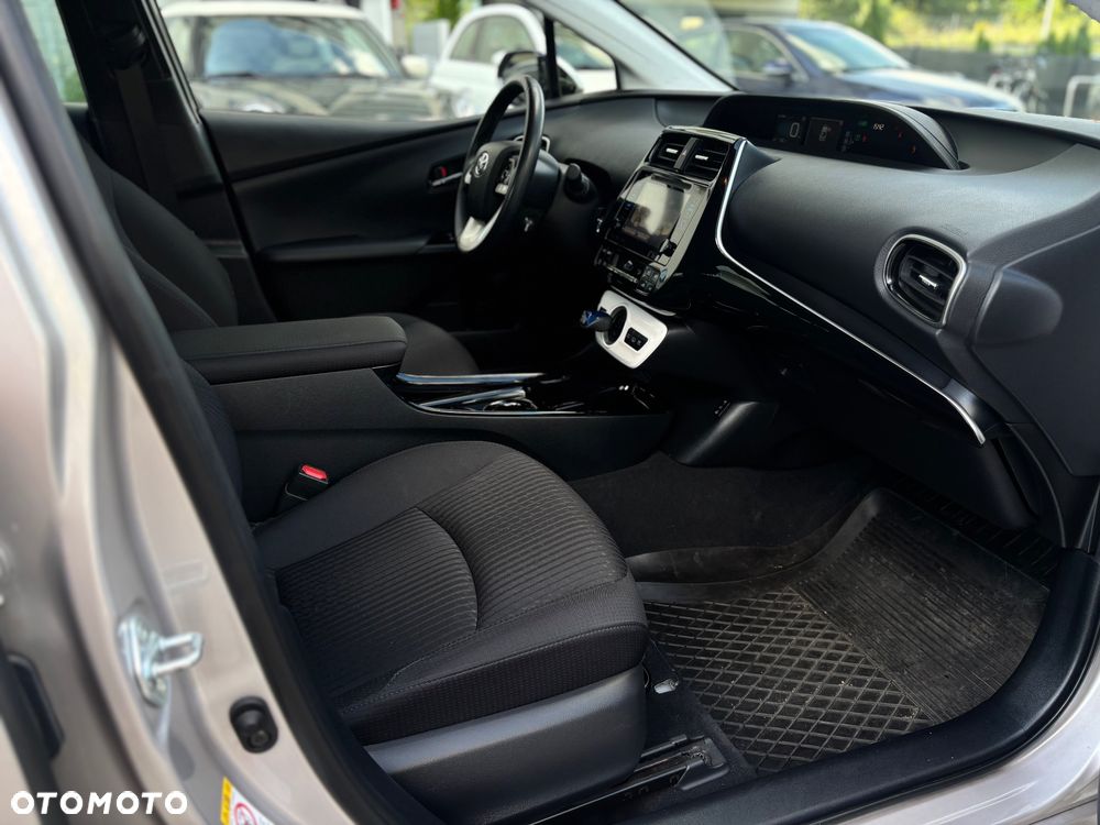 Toyota Prius 1.8 Hybrid Prestige - 22