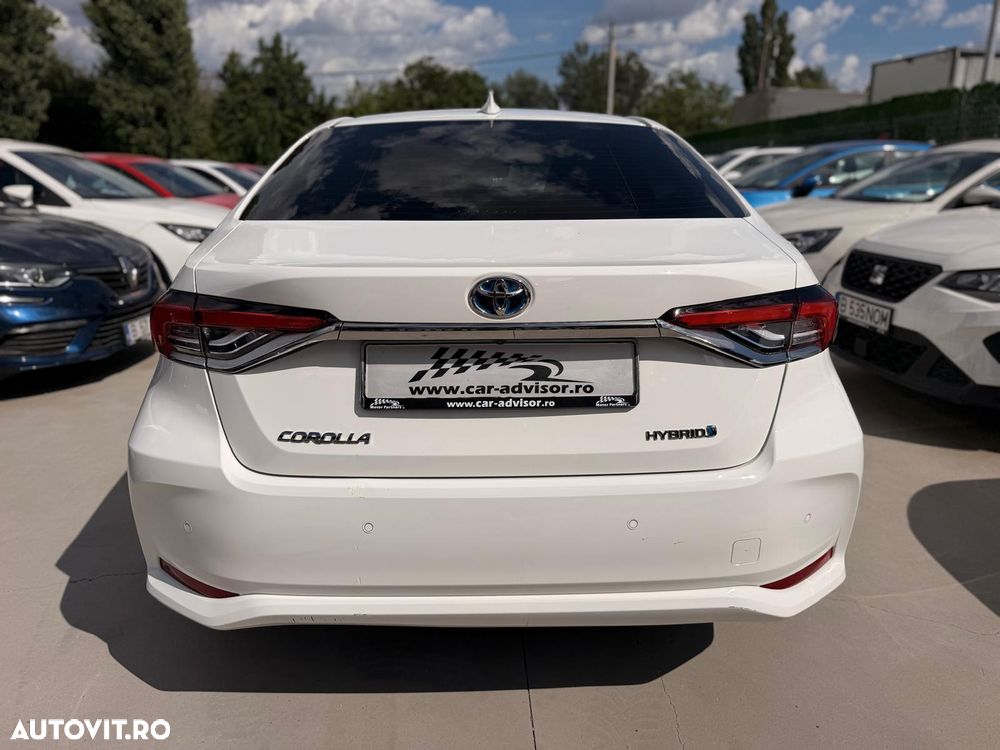 Toyota Corolla 1.8 HSD Dynamic - 8