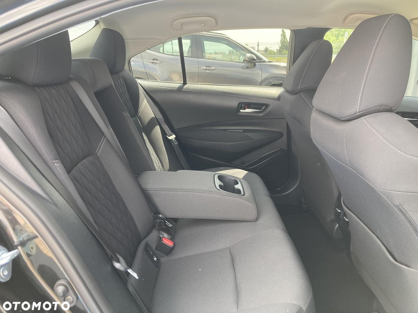 Toyota Corolla - 11
