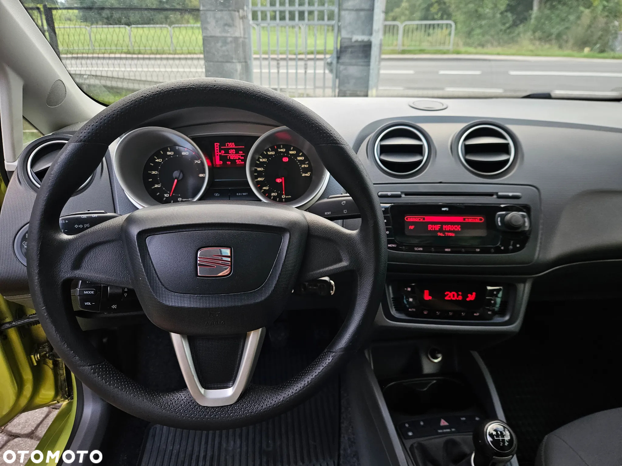 Seat Ibiza 1.6 16V Stylance - 13