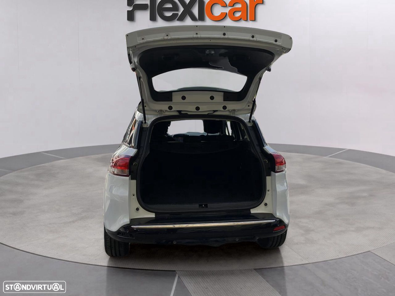 Renault Clio Sport Tourer 0.9 TCe Limited - 8