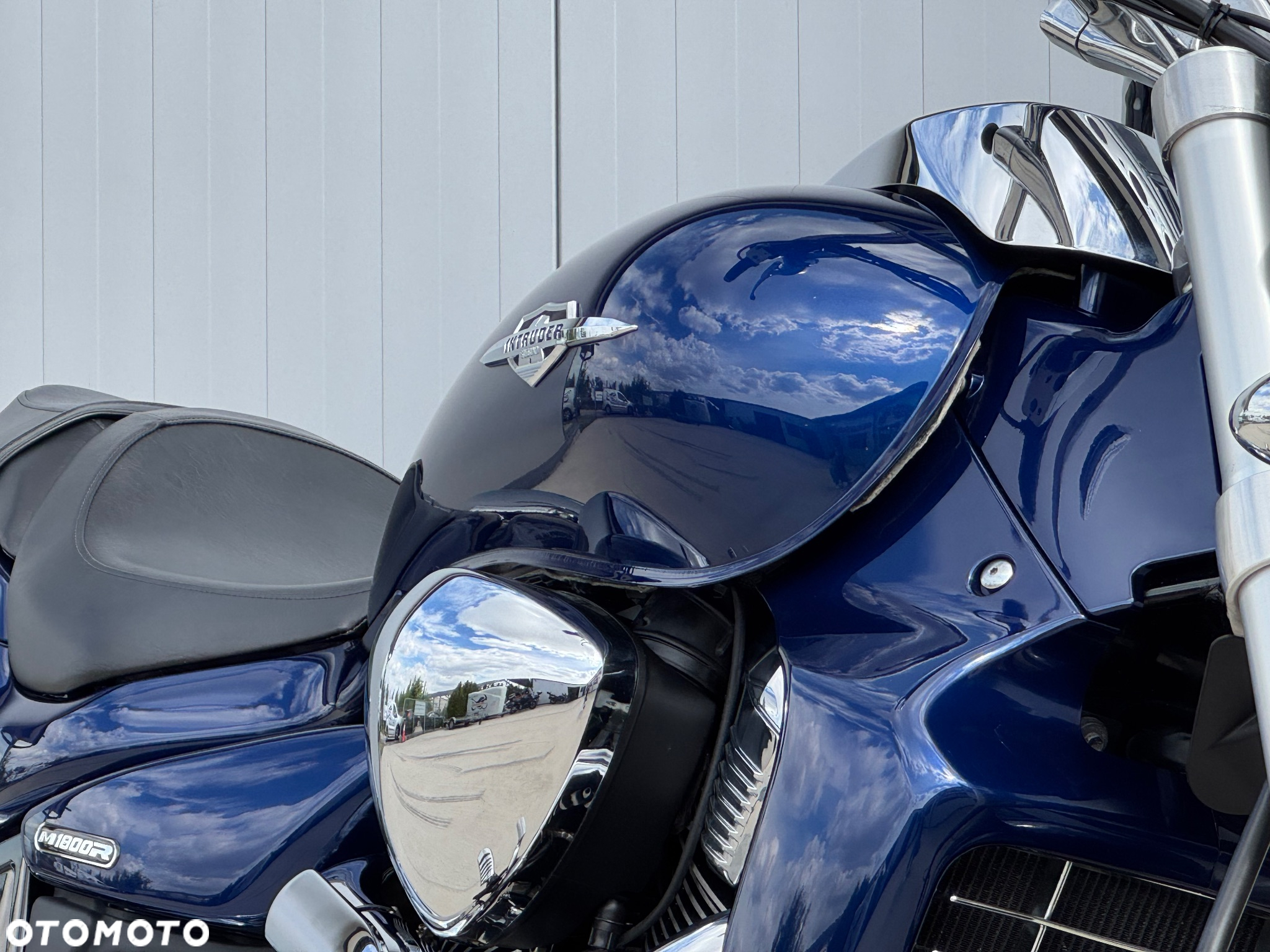 Suzuki Intruder - 3