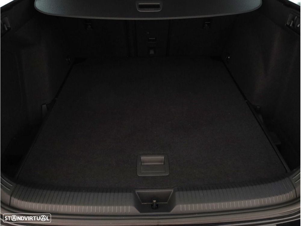 VW Golf Variant 2.0 TDi Life - 13