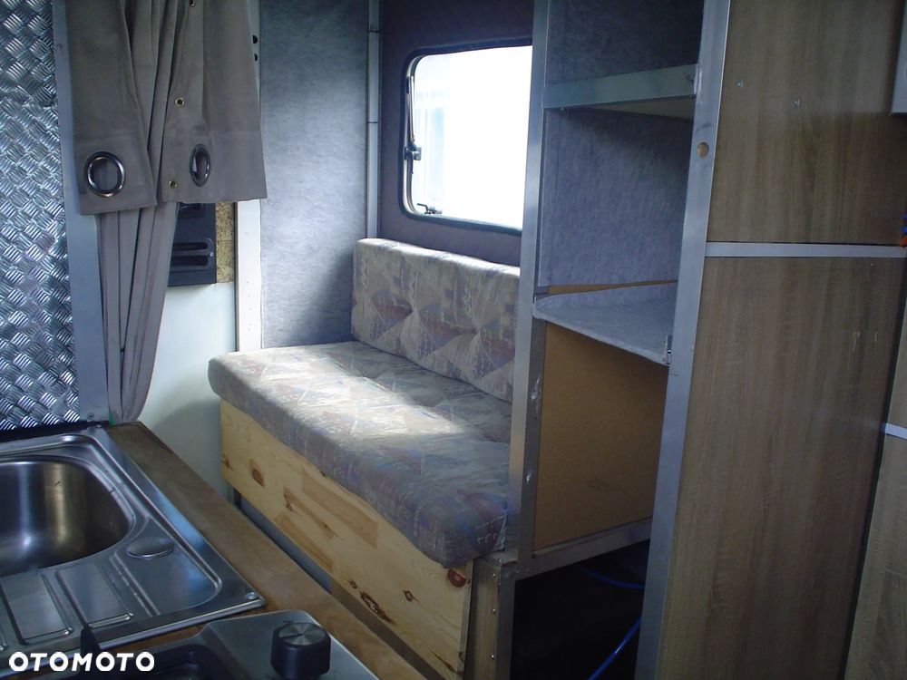 Mercedes-Benz SPRINTER - 13