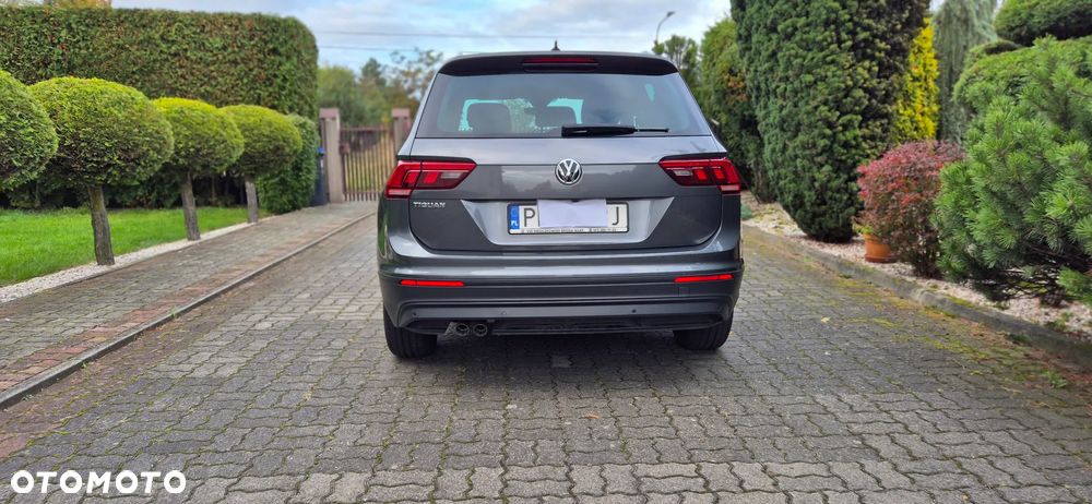 Volkswagen Tiguan - 4