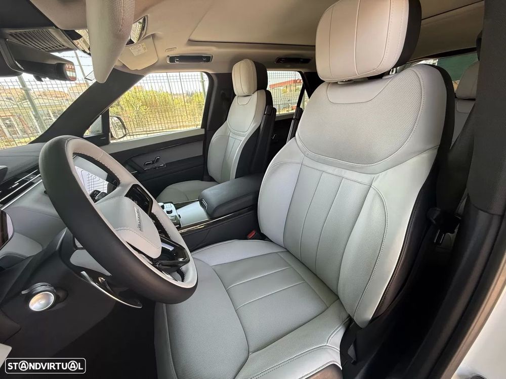 Land Rover Range Rover Sport 3.0 P440e Dynamic HSE - 14