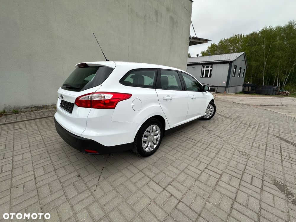 Ford Focus 1.6 TDCi DPF Trend - 6