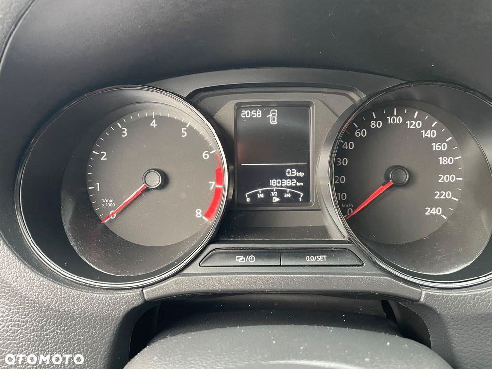 Volkswagen Polo 1.0 (Blue Motion Technology) SOUND - 25
