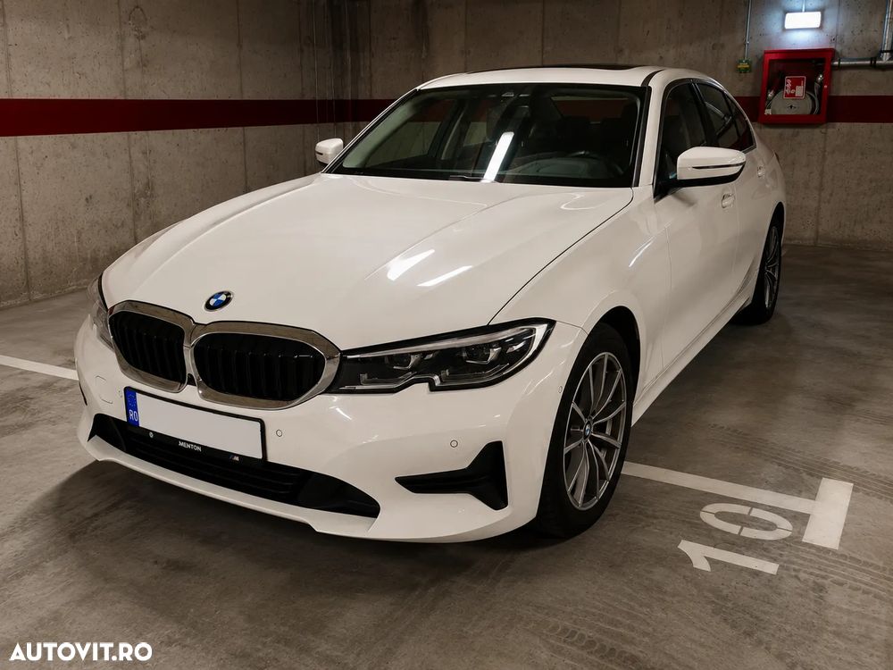BMW 3 Series 2021 photo 3