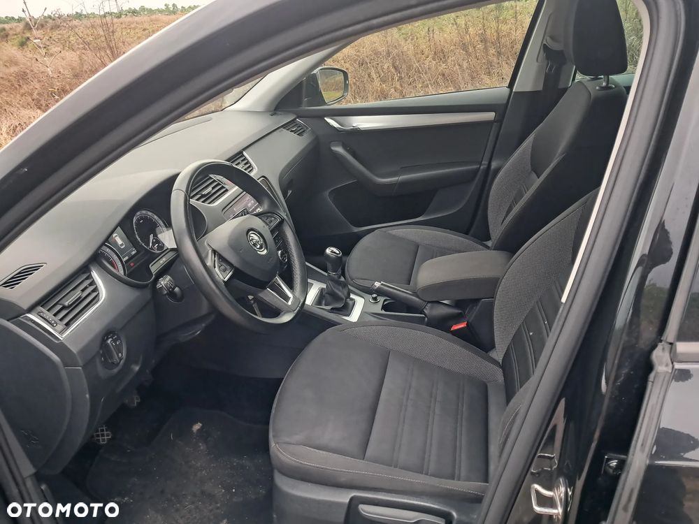 Skoda Octavia 1.6 TDI Premium Edition - 18
