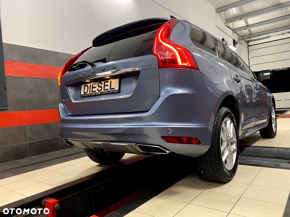 Volvo XC 60 D4 Geartronic Momentum - 9