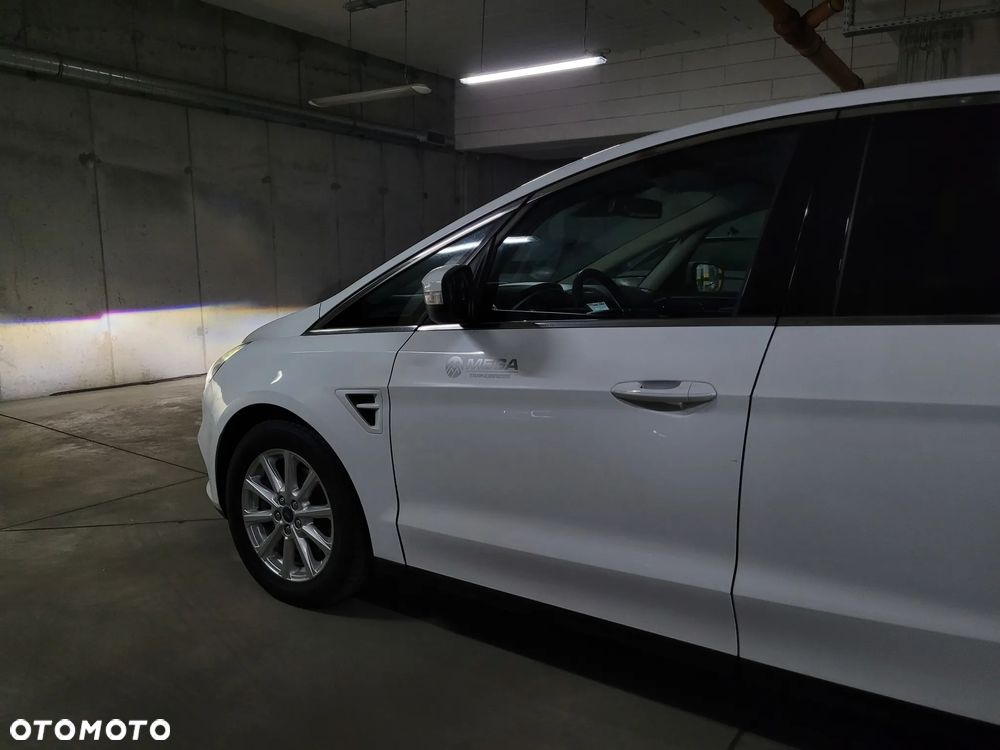 Ford S-Max 2.0 TDCi Titanium - 38
