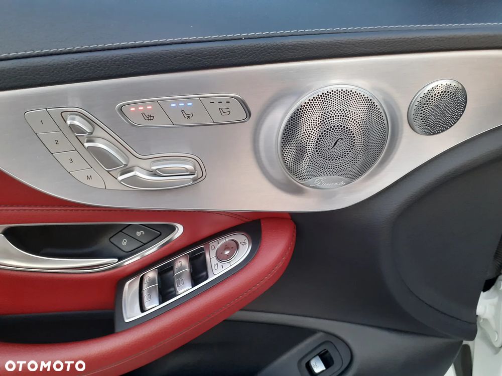 Mercedes-Benz Klasa C 300 9G-TRONIC - 20