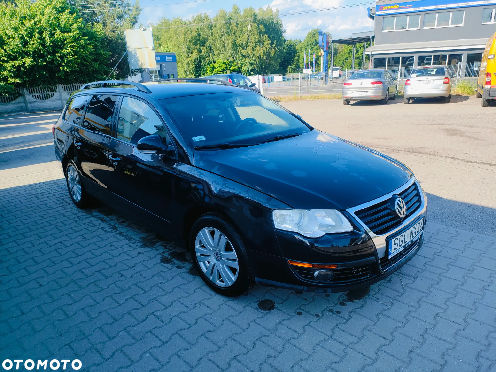 Volkswagen Passat - 4