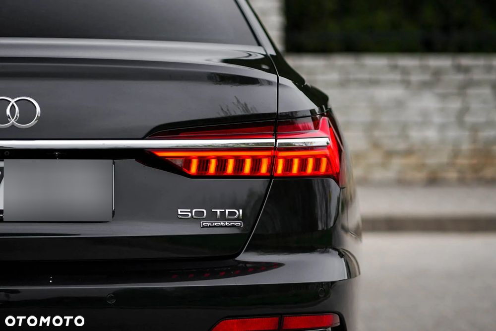 Audi A6 - 12