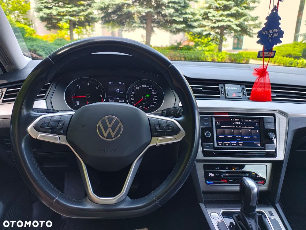 Volkswagen Passat 2.0 TDI EVO Business DSG - 26