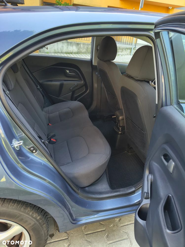 Kia Rio 1.2 M - 15