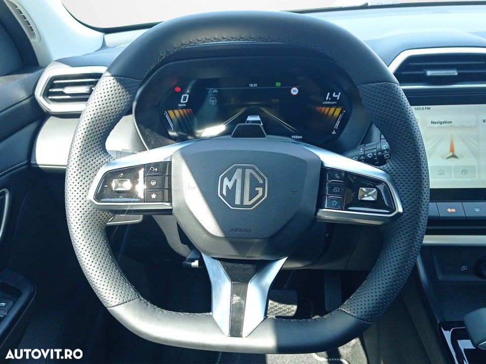 MG ZS HEV 1.5 GSI AT Exclusive+ - 16