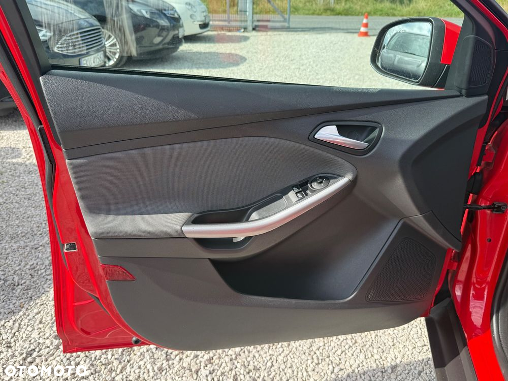 Ford Focus 1.6 Edition - 20