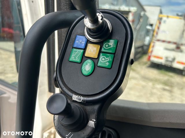 DAF LF Zamiatarka miejska uliczna dwustronna SCARAB 5,5 m3 Euro 6 - 11