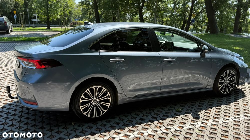 Toyota Corolla - 5
