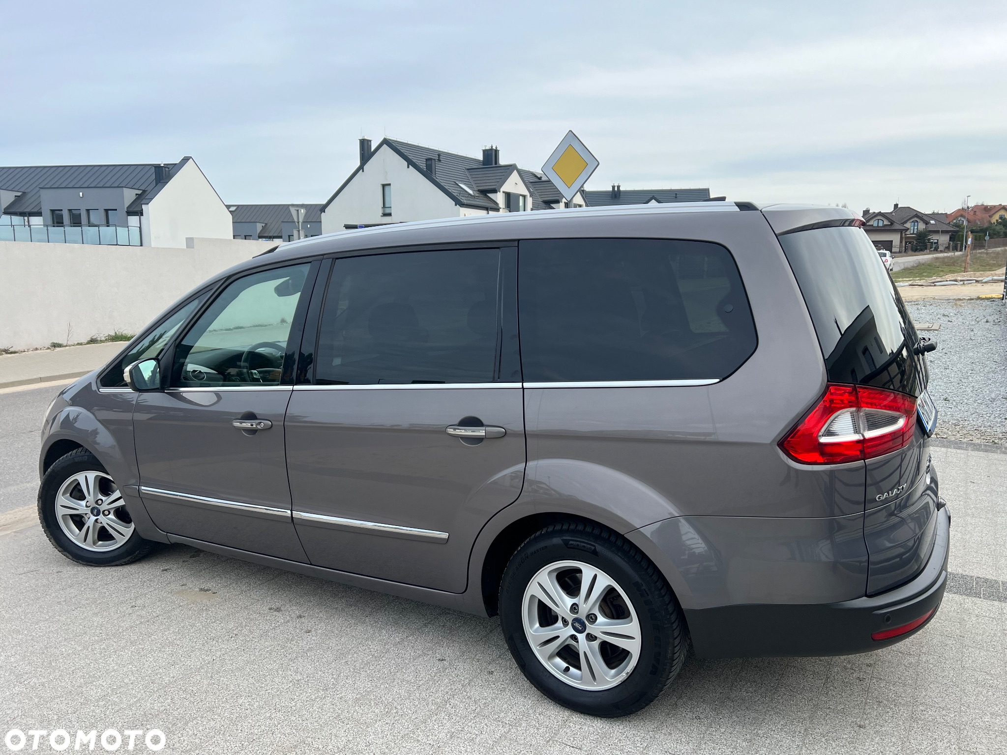 Ford Galaxy 2.2 TDCi Titanium - 4