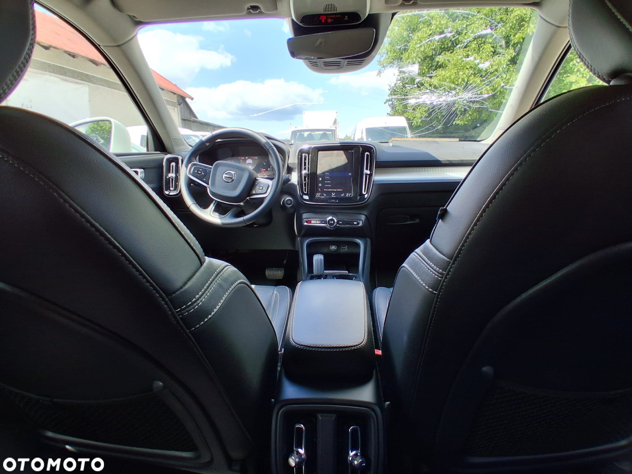 Volvo XC 40 D3 AWD Momentum - 26