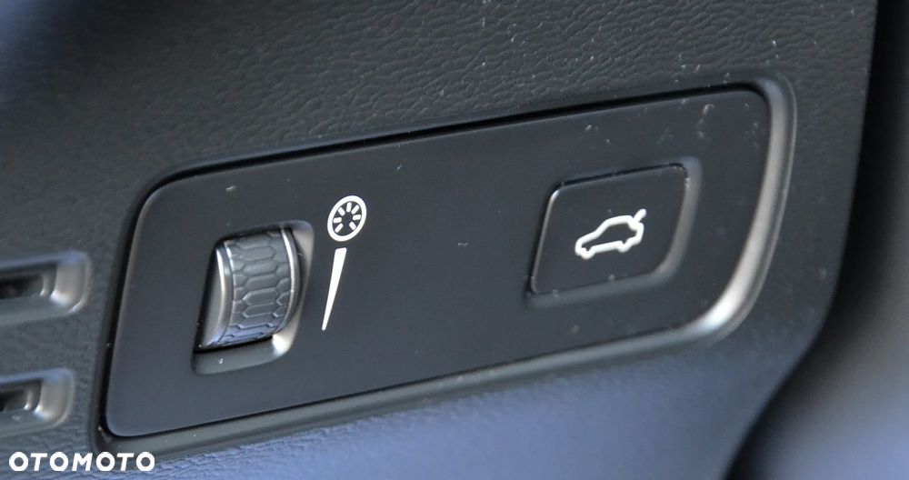 Volvo XC 40 T2 Essential - 27